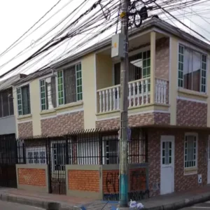 CRA 4 # 10 – 03 LOCAL 2 EL CARMEN