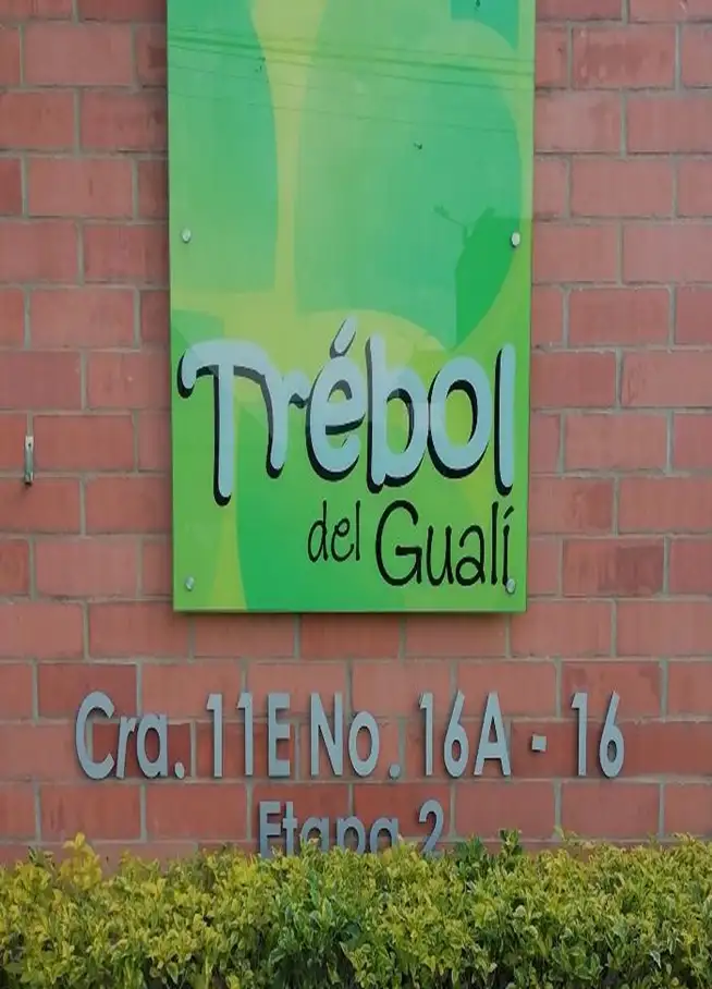 INT 6 CASA 18 TREBOL GUALI