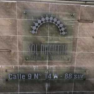 TORRE 15 APTO 204 SOL NACIENTE