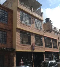 CASA BARRIO ALICANTE MOSQUERA