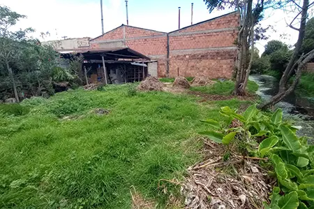 LOTE EN EL DIAMANTE MOSQUERA