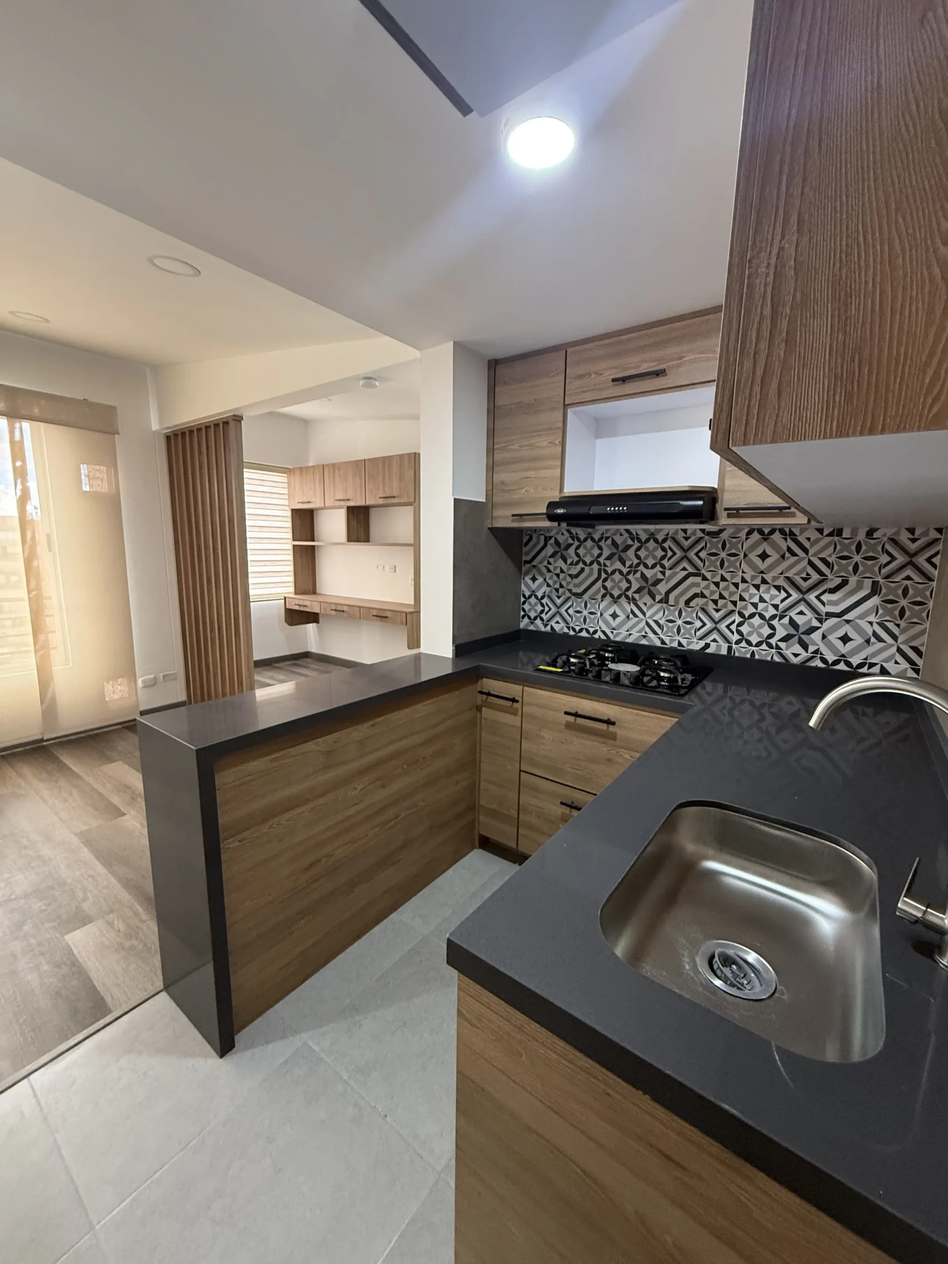 APTO CONJUNTO RESIDENCIAL LIMA MADRID - Image 2